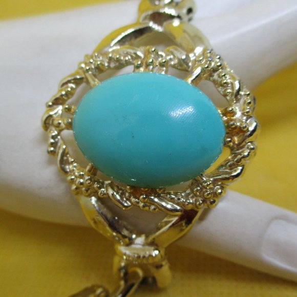 Vintage Faux Turquoise Gold Metal Bracelet Ornate Large Oval Lucite Cabochon - Picture 3 of 15